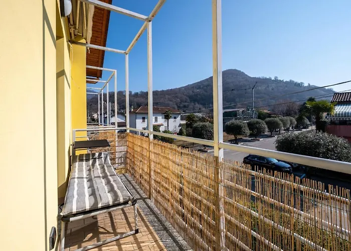 Borgo San Giulio By Interhome