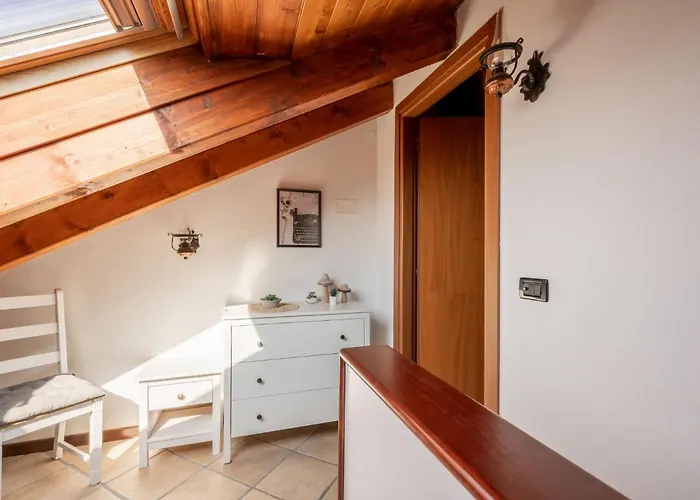 דירה Borgo San Giulio By Interhome